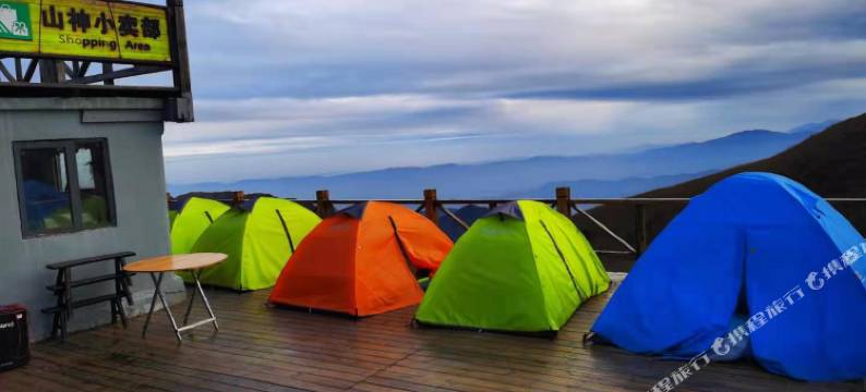 武功山金顶营地(山神平台店)图片