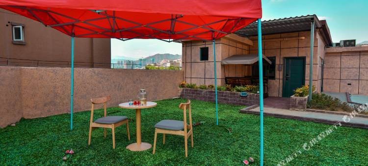 驿庭精品酒店(攀枝花南站大河中学店)图片