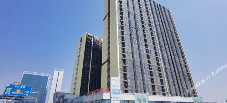 甜果国际公寓(佛山米兰汇家居展贸中心店)图片