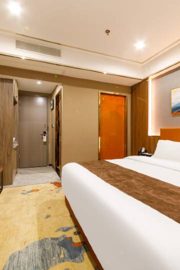 情久酒店(深圳石岩浪心商业街店)图片