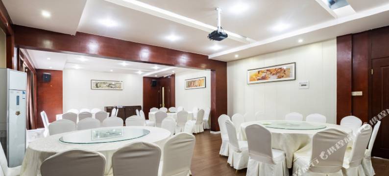 七色花园度假酒店(仙女山游客接待中心店)图片