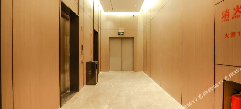 广州久龙酒店(桐梓高铁东站店)图片