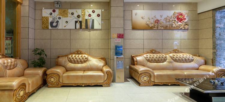 大方四月天假日酒店图片