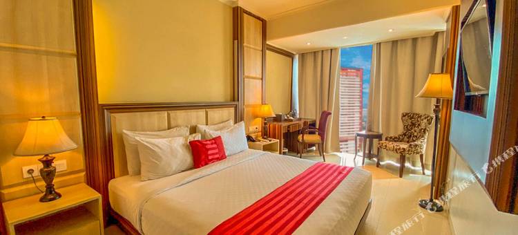 蓝宝石天空酒店及会议(Sapphire Sky Hotel & Conference)图片