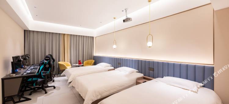 爱电竞酒店(许昌曹魏古城胖东来人民店)图片