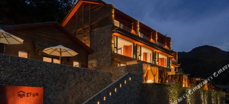 泸沽湖安下·山与度假酒店图片