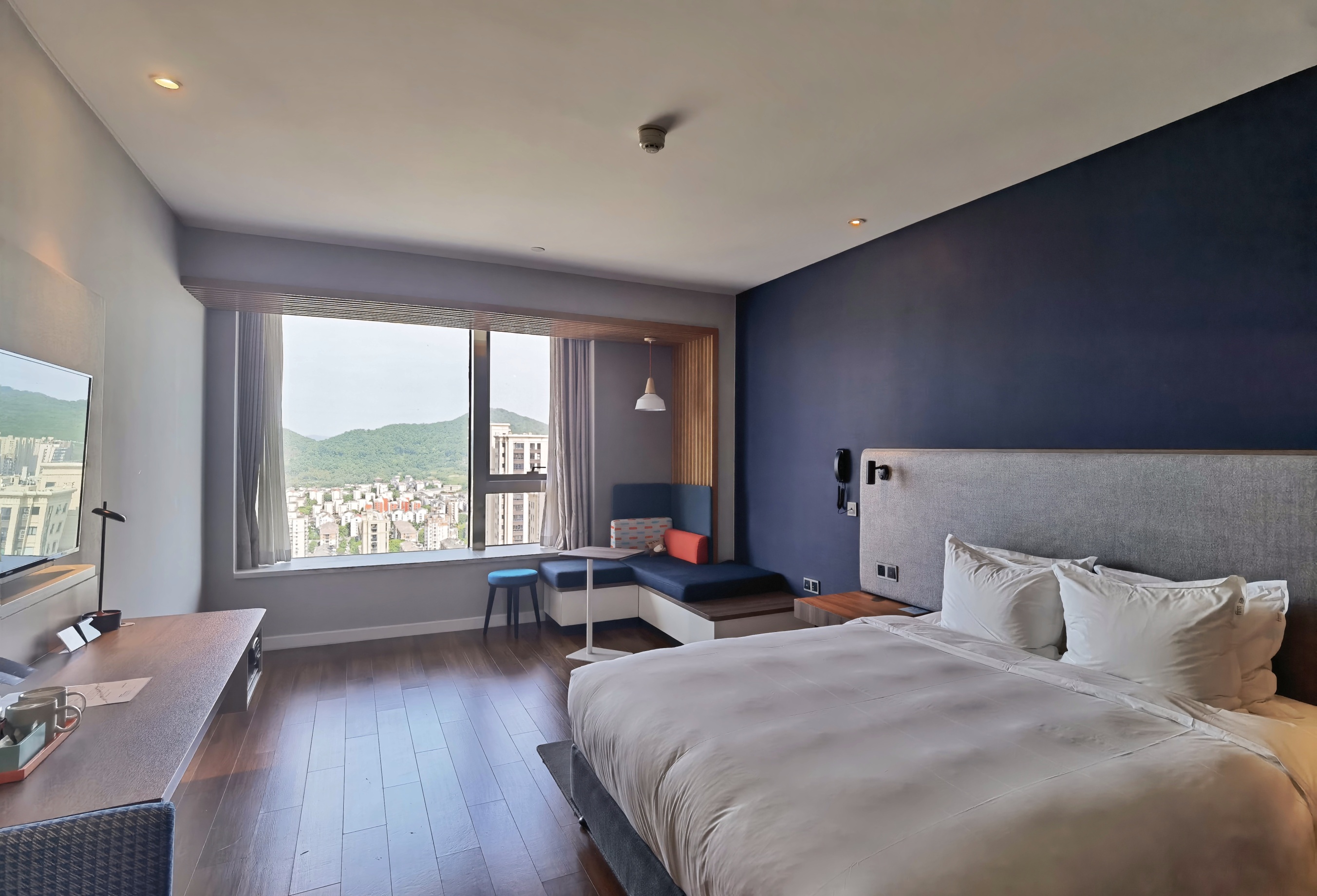Holiday Inn Express ZHOUSHAN DINGHAI by IHGOver view