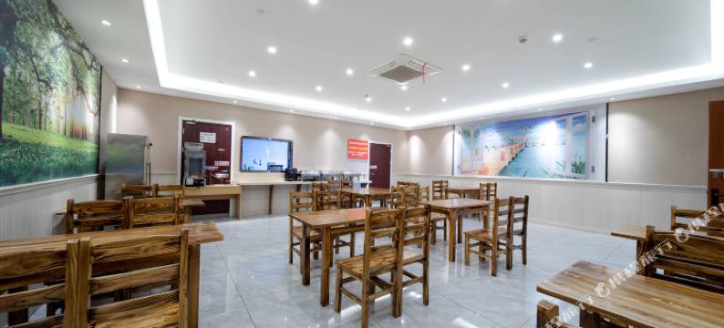兰庭风尚酒店(诸暨高铁站宝龙广场店)图片