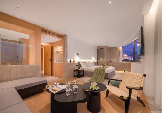 西双版纳景洪和煦美宿(告庄星光夜市店)