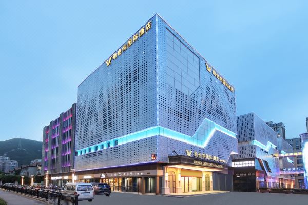 选择房间开业:2022维也纳国际酒店(舟山普陀东港店)位于舟山市普陀区
