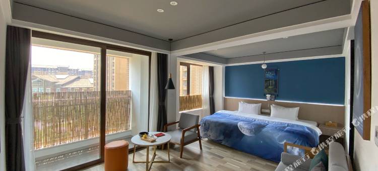 奔赴星空民宿(峨眉山旅游客运中心店)图片