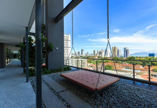 Tropicana 218 Macalister By Stayla Hotel Overview