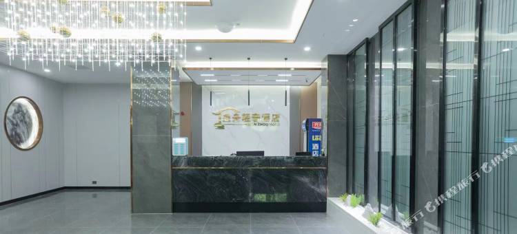 曼舟轻奢酒店(开江步行街店)图片