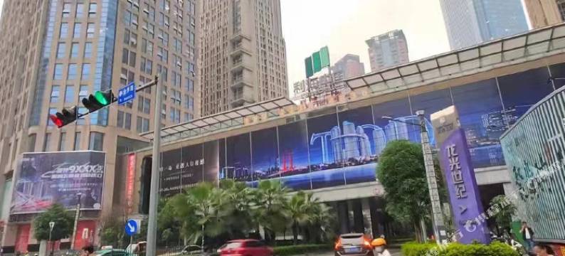 悦享居酒店(东盟盛天地万象城店)图片