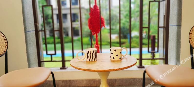 一毛美居影院式酒店公寓(遵义吾悦广场店)图片