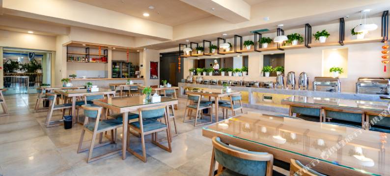 喀纳斯德荣酒店图片