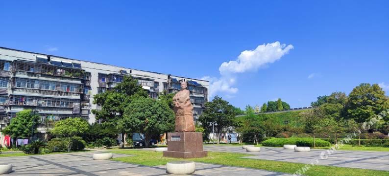 襄阳若隐民宿(襄阳古城仲宣楼店)图片