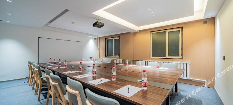 临汾星辰云上酒店(临汾鼓楼休闲广场店)图片