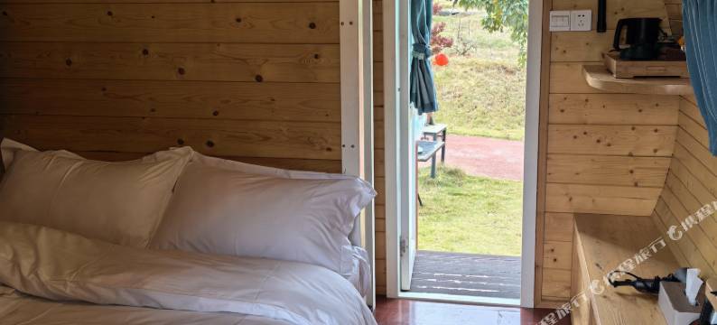 坡豪旅游码头木屋民宿图片