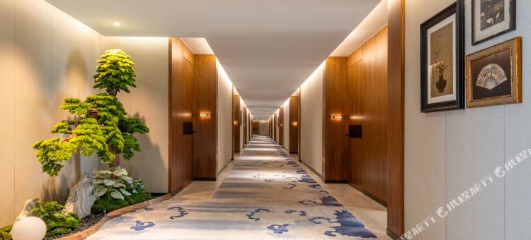 华蔚国际酒店(东莞石碣紫檀木博物馆店)图片