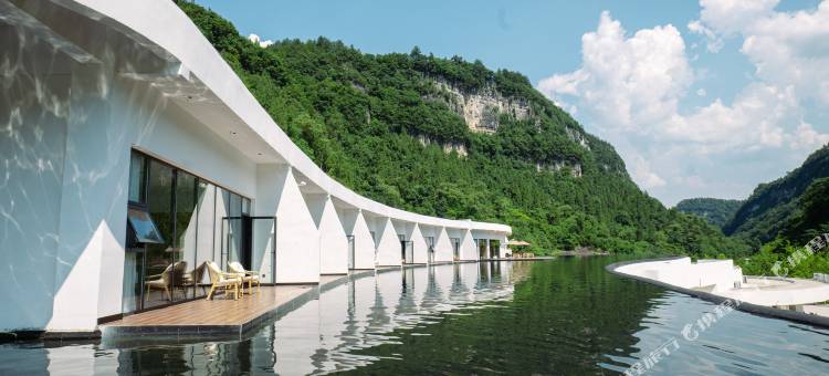 百桉溪地酒店图片