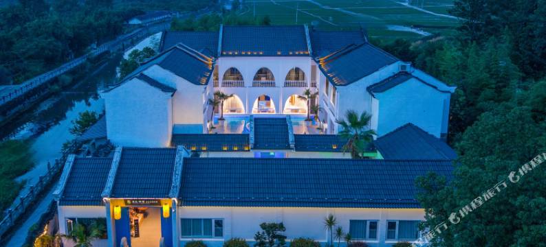 麓笙·驿雲汤泉度假美宿(桐庐瑶琳仙境OMG心跳乐园店)图片