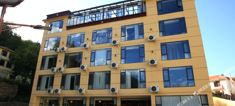 半山云逸·Life山景休闲度假美宿(黑水县店)图片