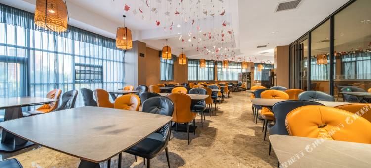 星途酒店(新乡市辉县学院路店)图片