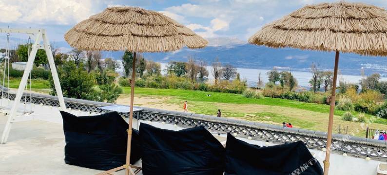 大理小山清奢海景庭院图片