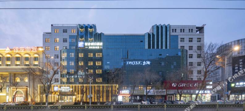 济南泉城广场智选假日酒店图片