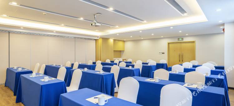 乌鲁木齐站智选假日酒店图片