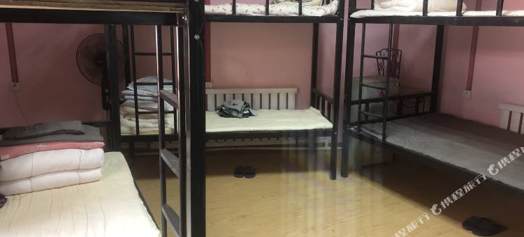 栖尘青年旅社(喀什古城店)图片