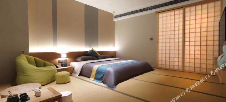 字里行间艺术酒店(寿光国际会展中心店)图片