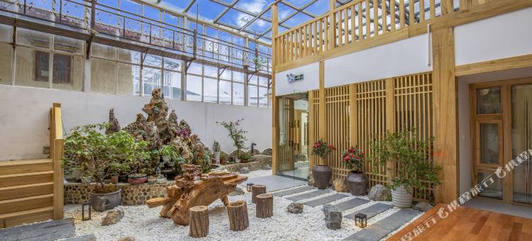山水云涧CHILL LUXURIOUS INN 富氧轻奢民宿(独克宗古城店)图片