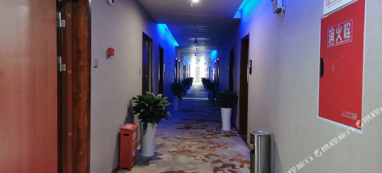 京福大酒店(屏山县政府马湖公园店)图片