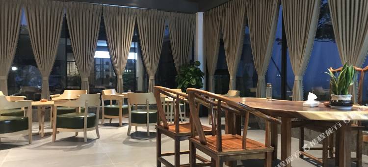 岳阳竹影·山居民宿(洞庭中华大熊猫苑店)图片