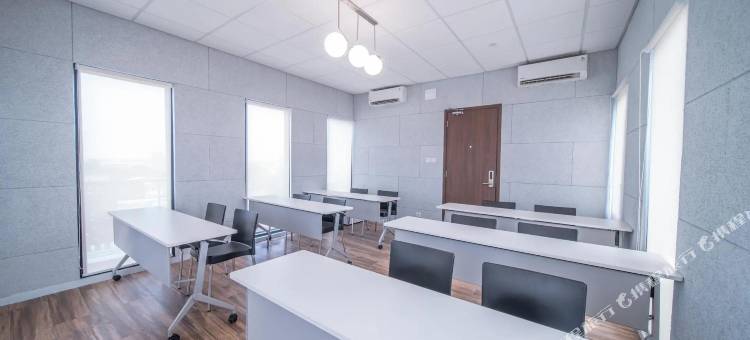 雅加达克邦哲鲁全天候日夜公寓(All Nite & Day Kebon Jeruk)图片