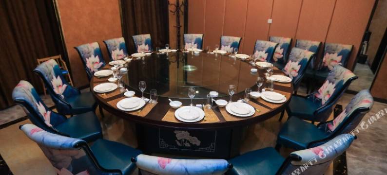 巴里坤佳圣大酒店图片