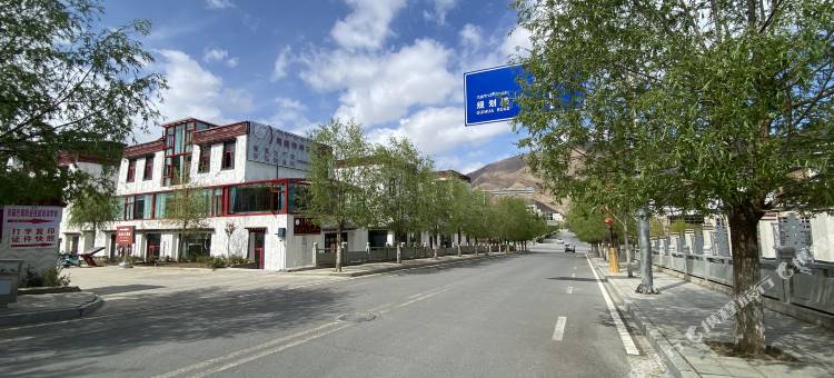 拉萨仲仲嘎布民宿图片