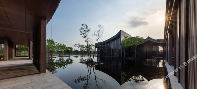 丽途度假公寓(肇庆樾湖店)图片