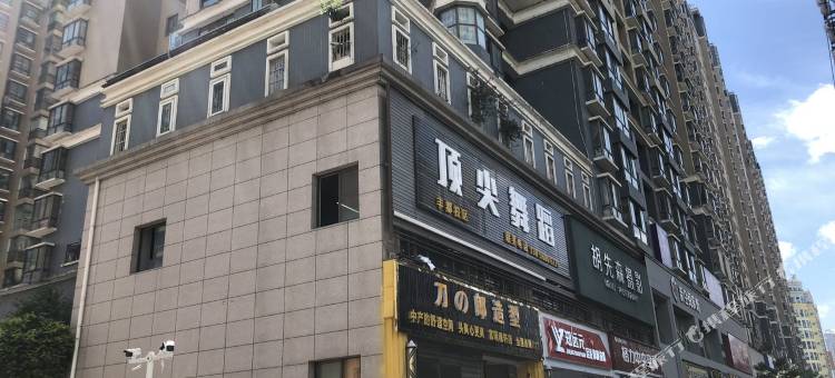 黔西南花间旧里公寓(机场大道分店)图片