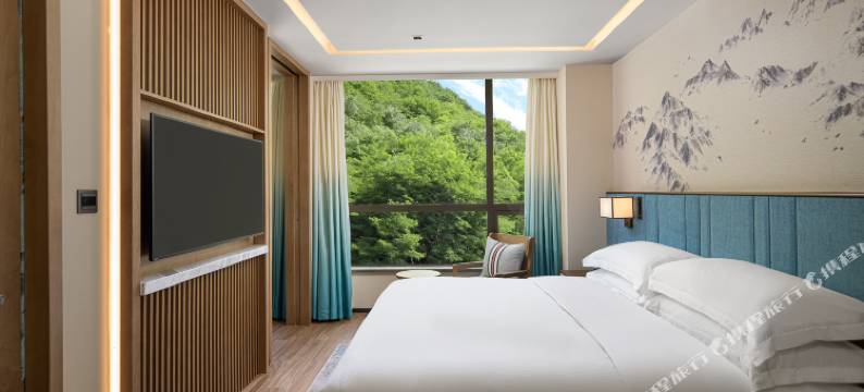 九寨绿发希尔顿花园酒店图片