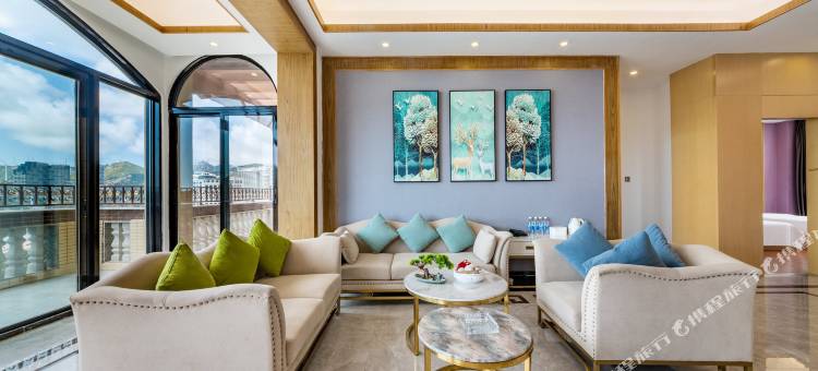 南澳轻枫居(青澳湾北回归线广场店)图片