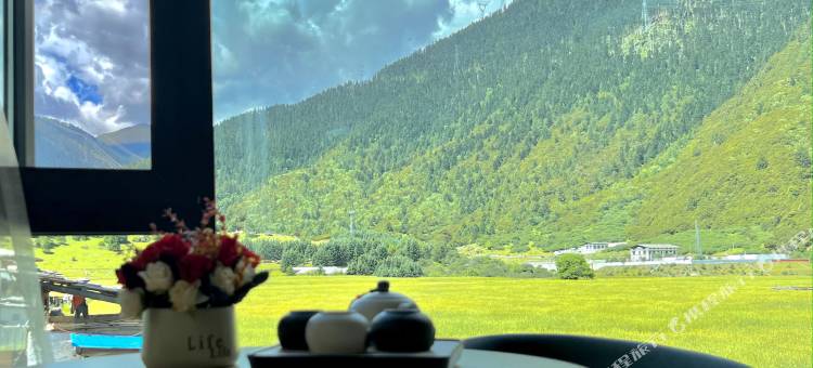 林芝·阿佳其美藏家别院图片