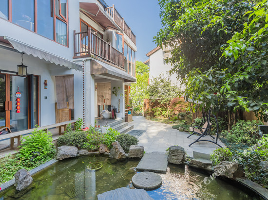 花筑·杭州朴璞客栈(西湖灵隐寺店)