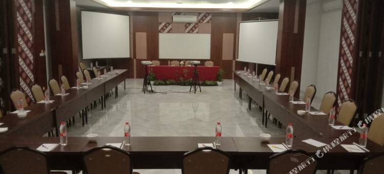 Front One The Andia Boyolali图片