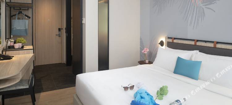 普吉岛乔诺克斯卡伦酒店(Jonox Phuket Karon Hotel)图片