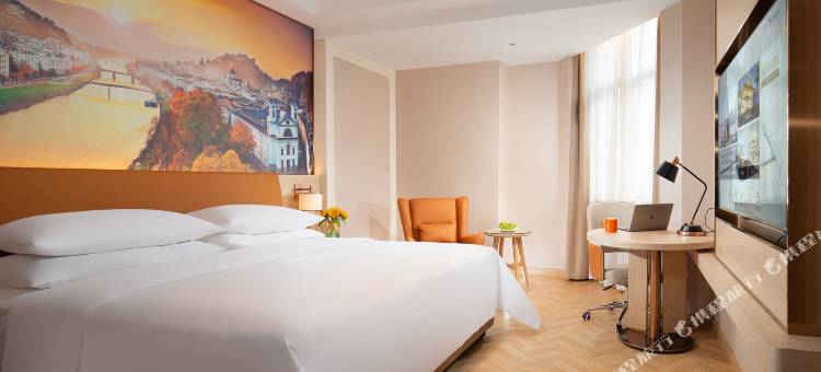 维也纳酒店(九江德安步行街店)图片