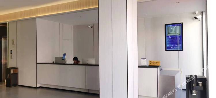 兰坪云上智能酒店图片