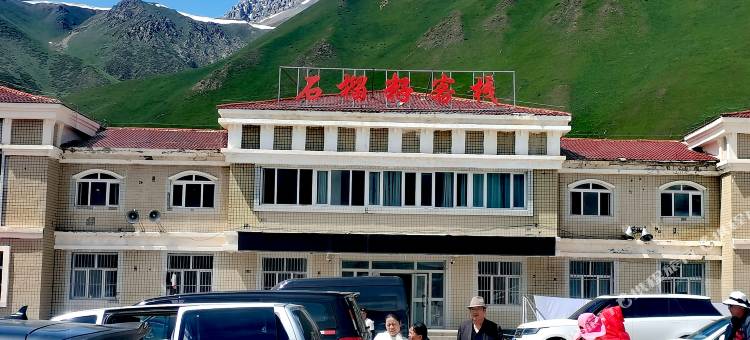 尼勒克石榴籽客栈(乔尔玛服务区店)图片